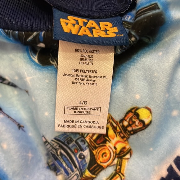 Star Wars pajamas size large NWT - Picture 3 of 7